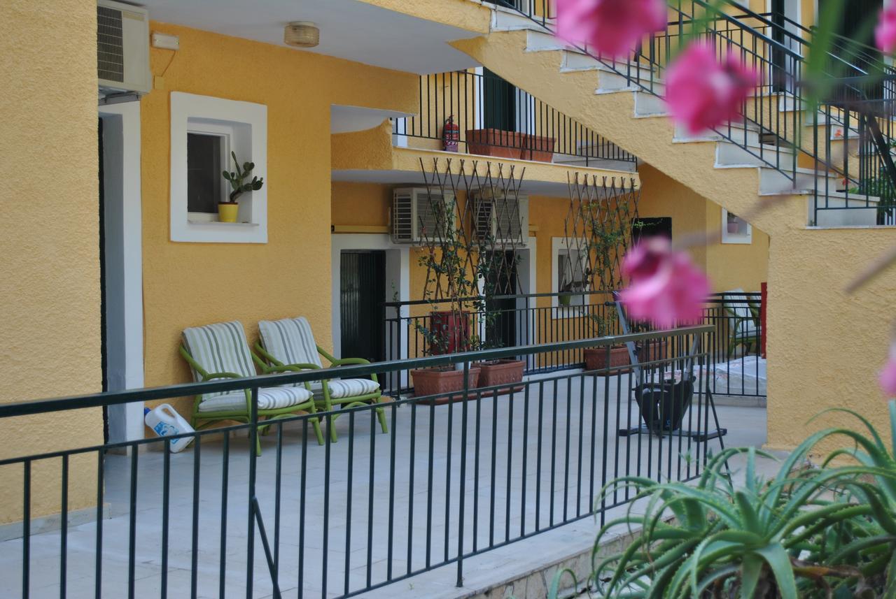 Hotel Helios Splendid บูเกริ ภายนอก รูปภาพ